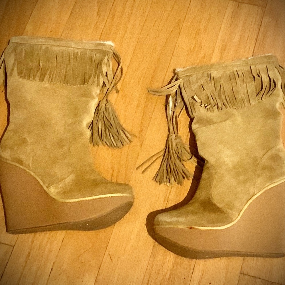 Jessica Simpson boots HOT! Like new with box - Picture 4 of 8